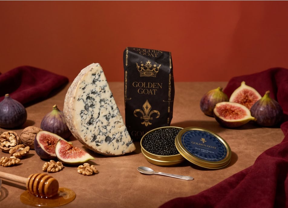 Which caviar pairs best with Fourme d'Ambert?